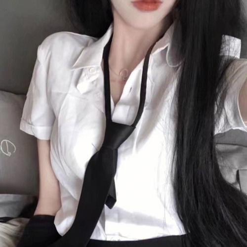 恶魔与深蓝海